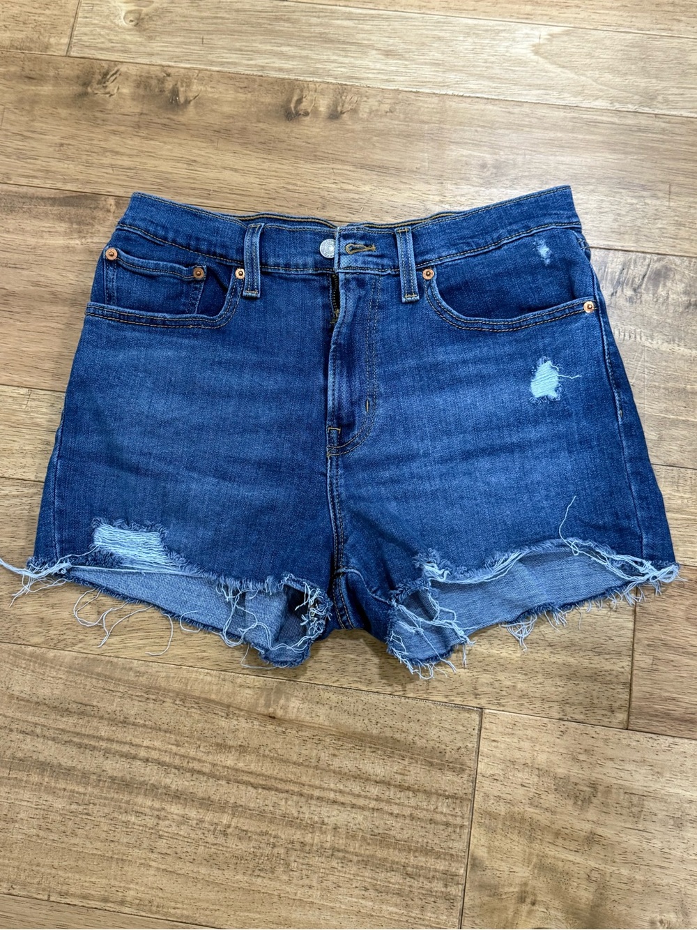 Levi’s High Rise Stretch Cut Off Jean Shorts